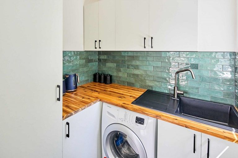 Photo of property in 10 Monowai Road, Johnsonville, Wellington, 6037