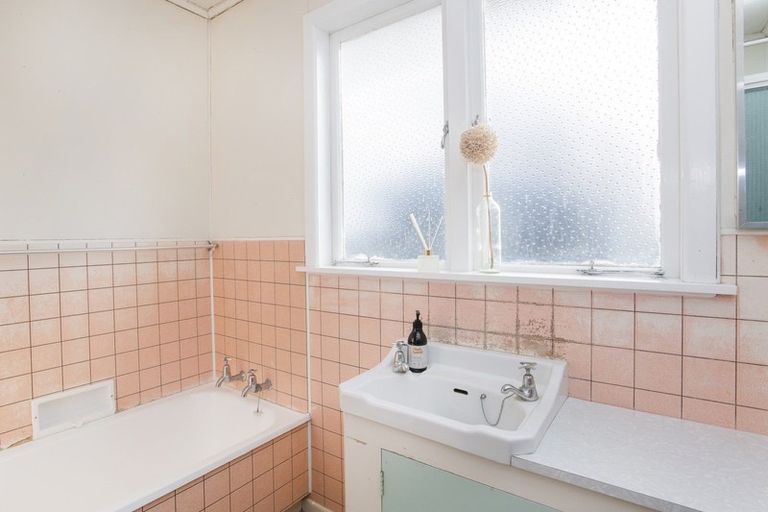 Photo of property in 40 Muir Street, Te Hapara, Gisborne, 4010