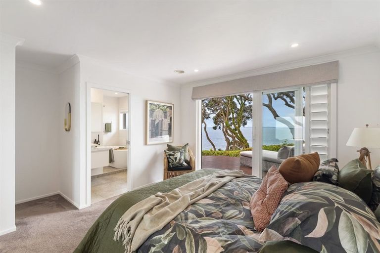 Photo of property in 24 Tui Street, Torbay, Auckland, 0630