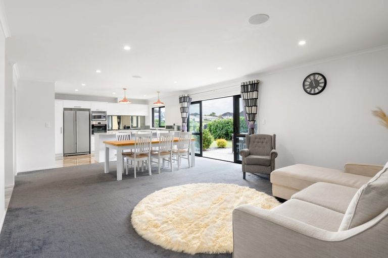 Photo of property in 8 The Link, Flagstaff, Hamilton, 3210