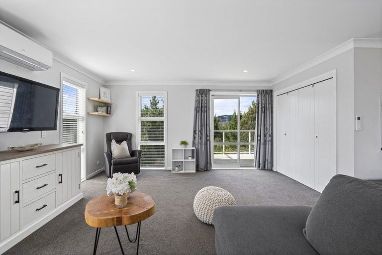 Photo of property in 156 Endeavour Drive, Whitby, Porirua, 5024