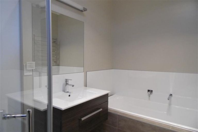 Photo of property in 14 Waiarohia Place, Hobsonville, Auckland, 0616