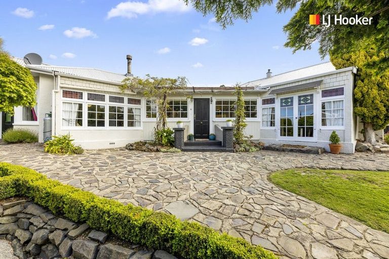 Photo of property in 19 Middleton Road, Kew, Dunedin, 9012