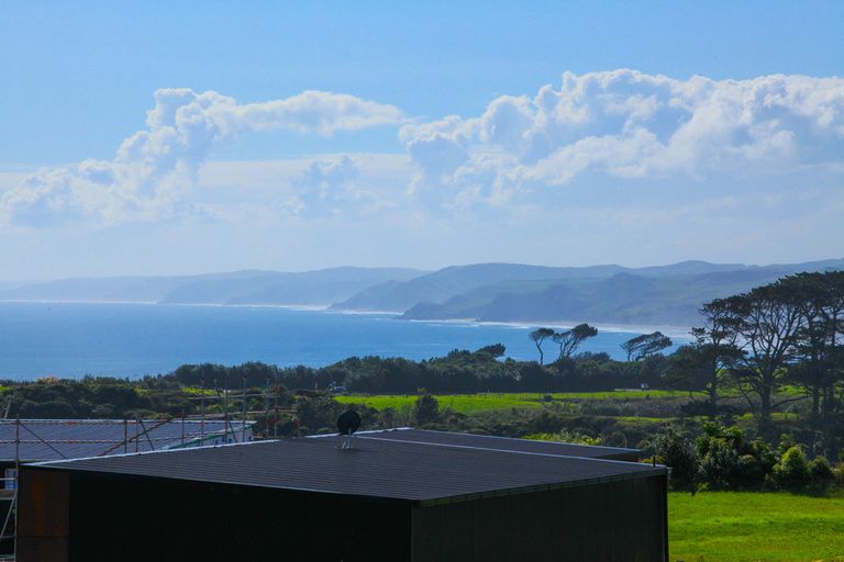 Photo of property in 76 Te Ahiawa Road, Raglan, 3297