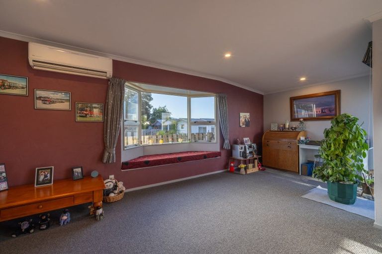 Photo of property in 24 Gunn Street, Te Anau, 9600
