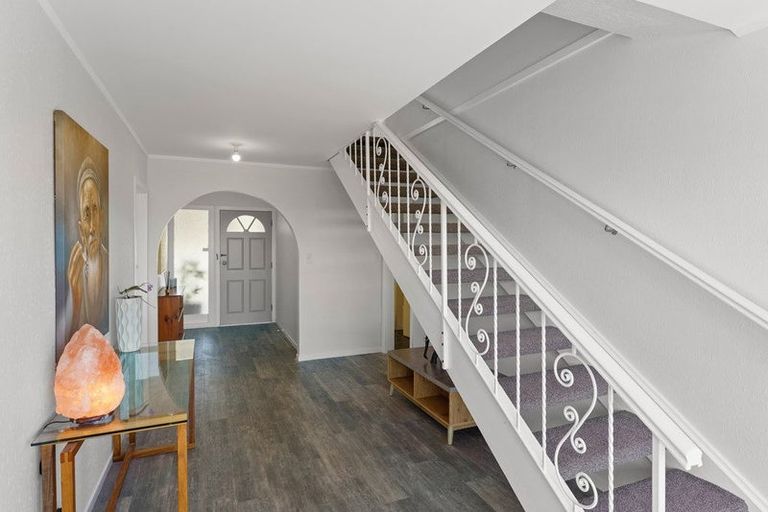 Photo of property in 11 Makora Road, Otaihanga, Paraparaumu, 5036