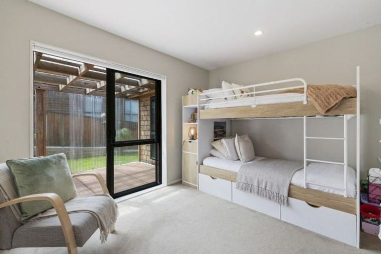 Photo of property in 16 Burwood Terrace, Gulf Harbour, Whangaparaoa, 0930