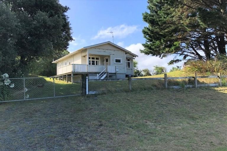 Photo of property in 233 Hokio Sand Road, Hokio Beach, Levin, 5571