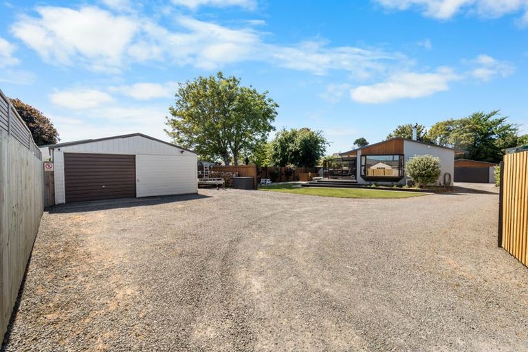 Photo of property in 14 Warren Crescent, Hillmorton, Christchurch, 8025