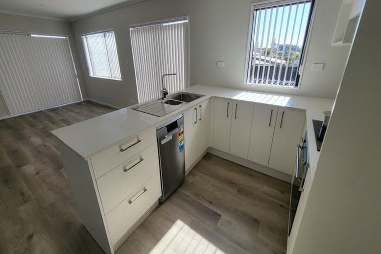 Photo of property in 1/26 Pah Road, Papatoetoe, Auckland, 2025