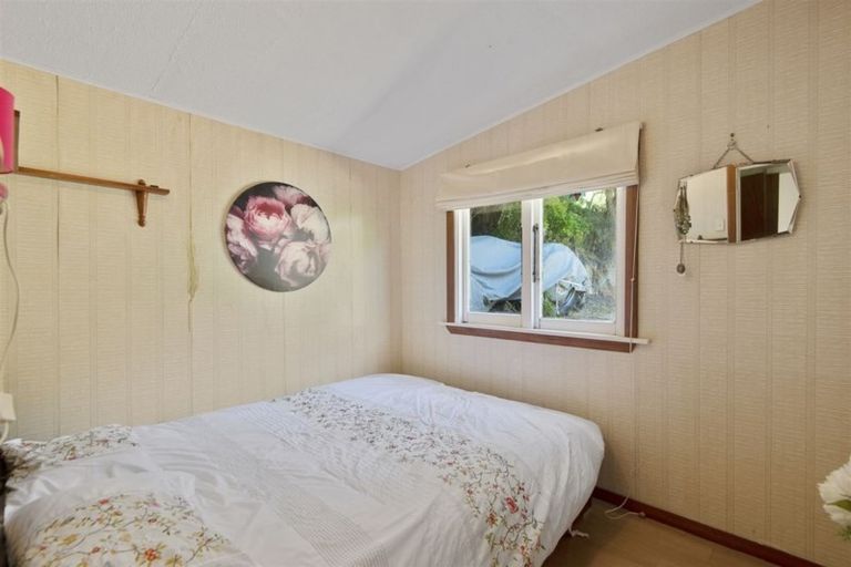 Photo of property in 19 Quail Crescent, Takamatua, 7581