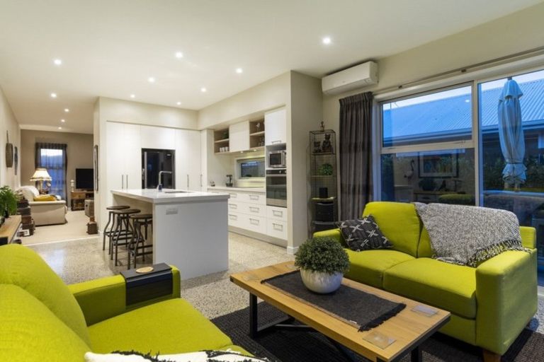 Photo of property in 20 Saint Pauls Drive, Brookfield, Tauranga, 3110