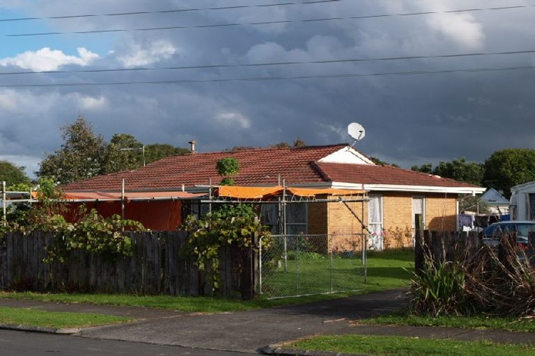 Photo of property in 13 Bland Place, Otara, Auckland, 2023