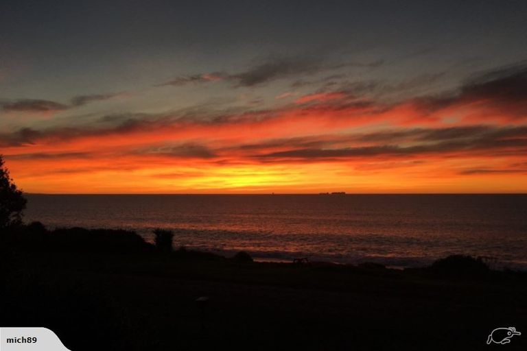 Photo of property in 124 North Shore Road, Eskdale, Napier, 4182