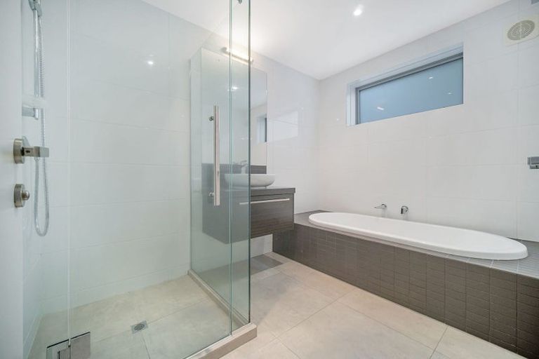 Photo of property in 1f Herbert Street, Hauraki, Auckland, 0622