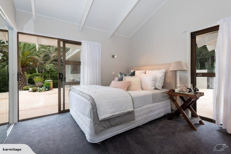 Photo of property in 214 Alfriston Ardmore Road, Ardmore, Papakura, 2582