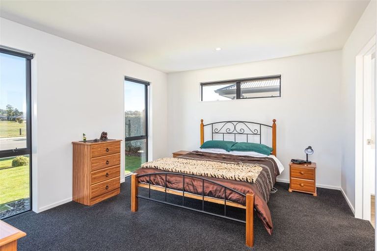 Photo of property in 14 Shrimpton Avenue, Woodend, 7610