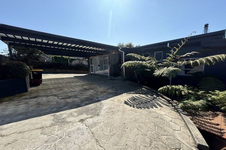 Photo of property in 11 Ranui Street, Waikawa, Picton, 7220