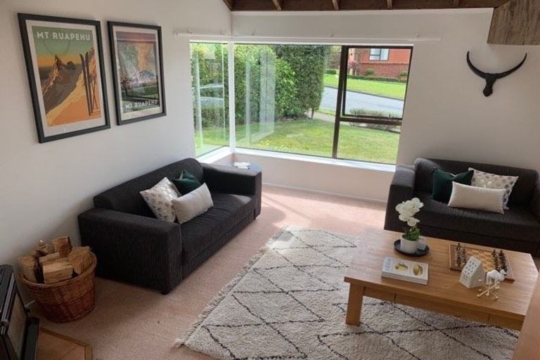 Photo of property in 38 Peterhouse Street, Tawa, Wellington, 5028