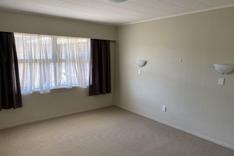 Photo of property in 411 Gloucester Street, Taradale, Napier, 4112