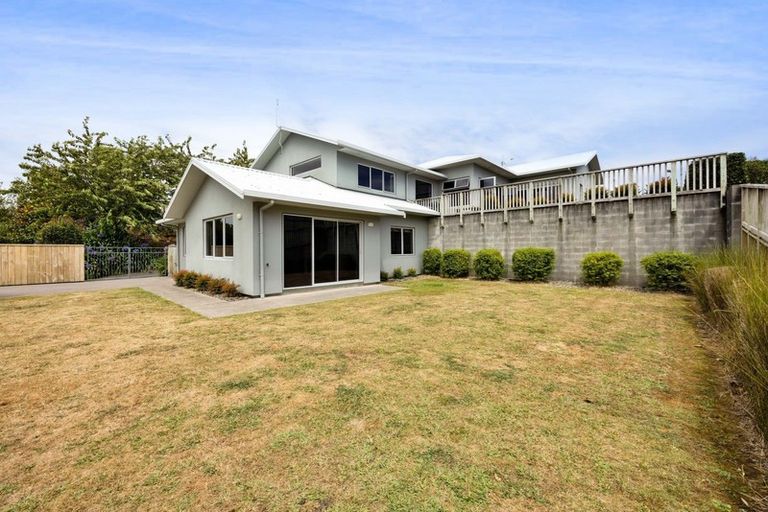Photo of property in 188 Heta Road, Highlands Park, New Plymouth, 4312