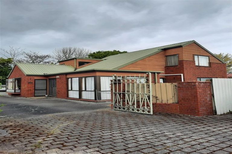 Photo of property in 8 Grants Road, Papanui, Christchurch, 8053