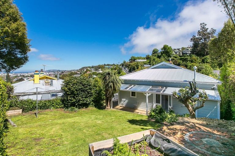 Photo of property in 60 Gladstone Road, Dalmore, Dunedin, 9010