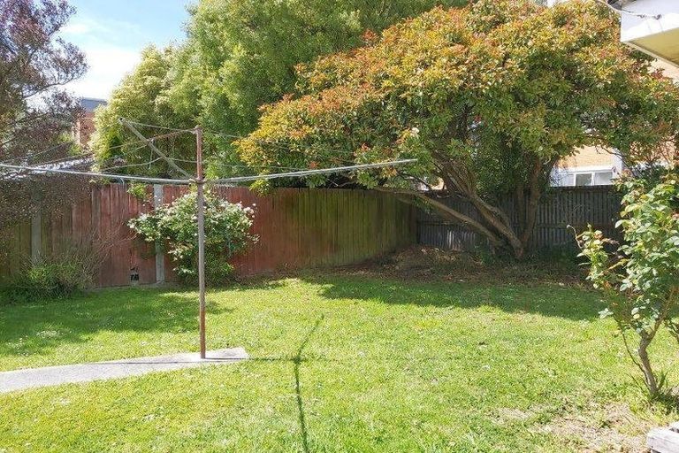 Photo of property in 1/5 Newbridge Place, Ilam, Christchurch, 8041