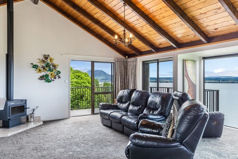 Photo of property in 73 Wakeman Road, Acacia Bay, Taupo, 3330