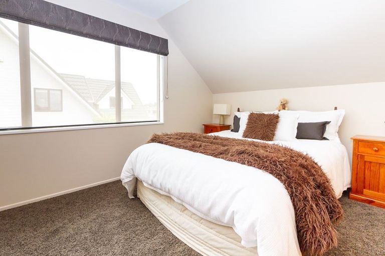 Photo of property in 6 Hanmer Place, Highbury, Palmerston North, 4412