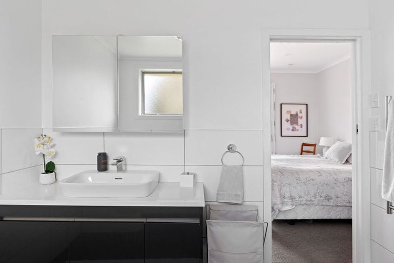 Photo of property in 33 Caesar Road, Ormond, Gisborne, 4071