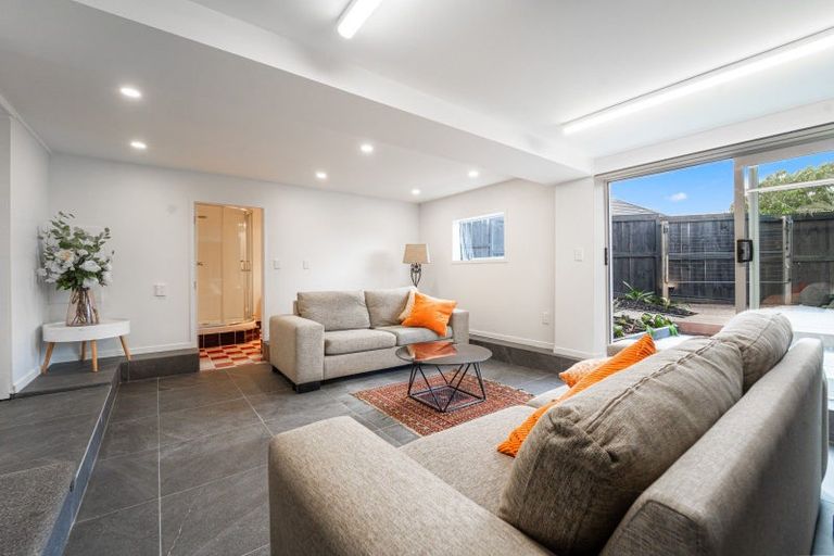 Photo of property in 81 Bleakhouse Road, Howick, Auckland, 2014