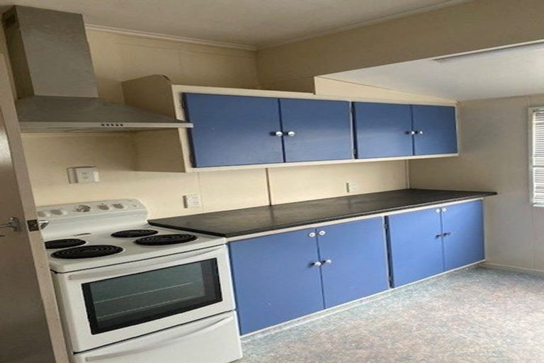 Photo of property in 253 Main South Road, Hornby, Christchurch, 8042