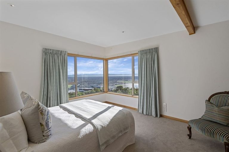 Photo of property in 210 Cannon Hill Crescent, Mount Pleasant, Christchurch, 8081