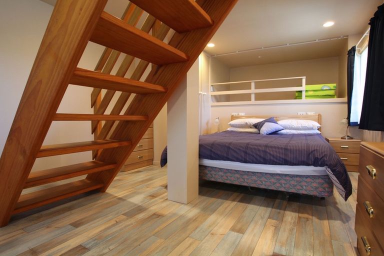 Photo of property in 17 Cambrae Road, Raglan, 3225