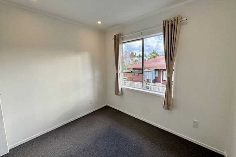 Photo of property in 5/26 Arawa Street, New Lynn, Auckland, 0600