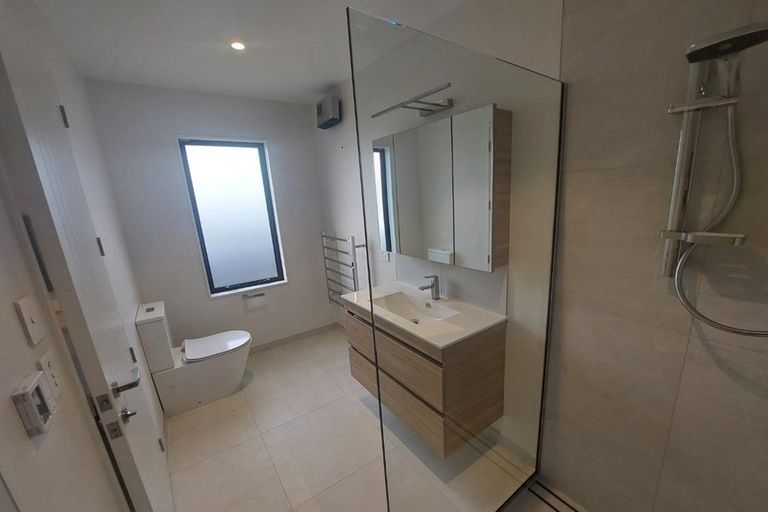 Photo of property in 17 Quarters Place, Halswell, Christchurch, 8025