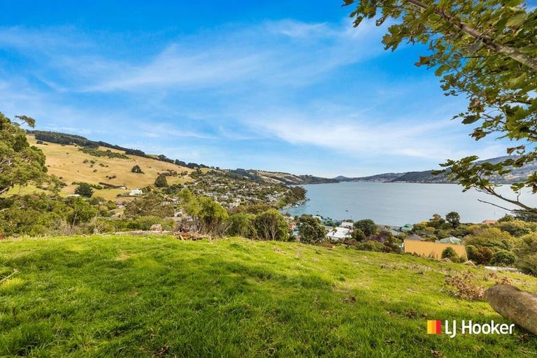 Photo of property in 51 Wharfdale Street, Macandrew Bay, Dunedin, 9014