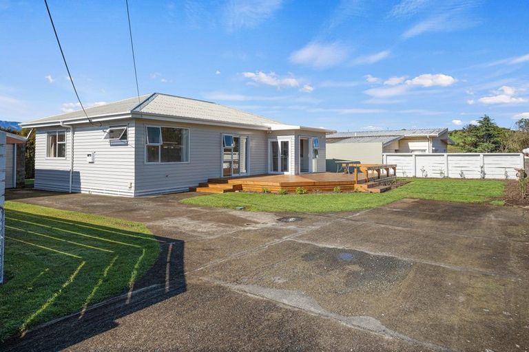 Photo of property in 51b Omata Road, Marfell, New Plymouth, 4310