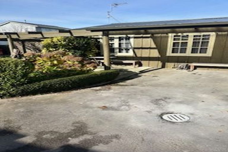 Photo of property in 50 Fraser Crescent, Elderslea, Upper Hutt, 5018