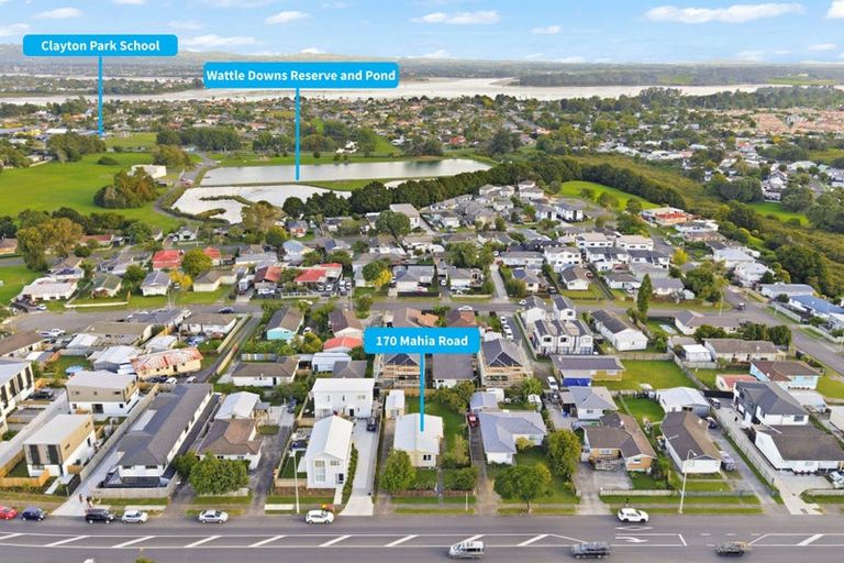 Photo of property in 170 Mahia Road, Wattle Downs, Auckland, 2103