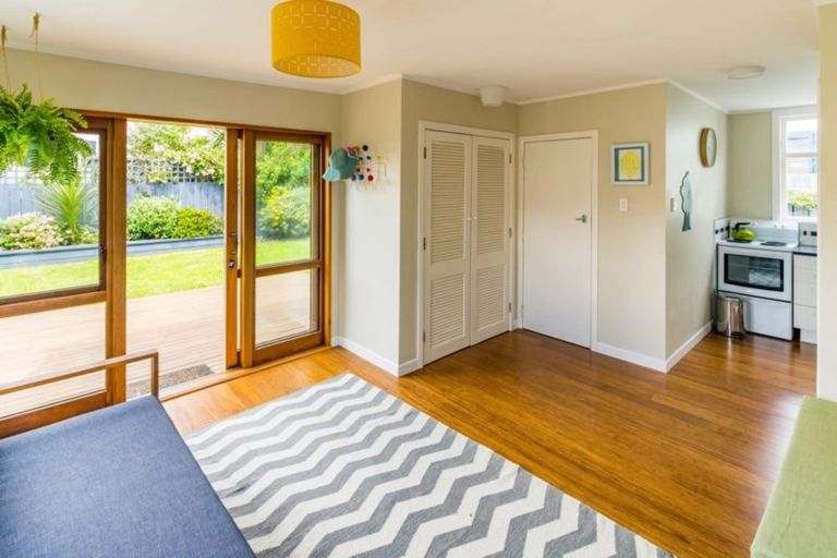 Photo of property in 5 Emerson Street, Berhampore, Wellington, 6023