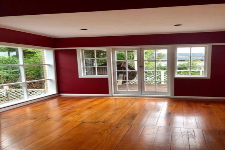 Photo of property in 17 Dudding Avenue, Northcote, Auckland, 0627