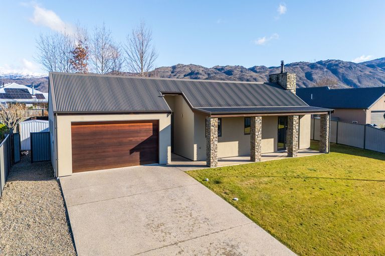 Photo of property in 10 Elizabeth Place, Clyde, 9330