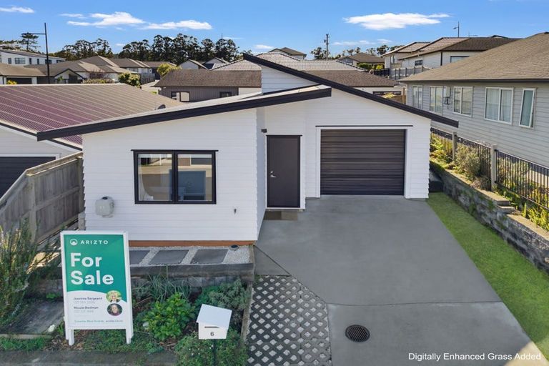 Photo of property in 6 Reserva Crescent, Kumeu, 0810