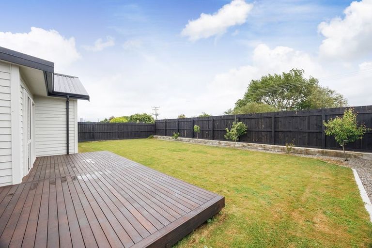 Photo of property in 72 Freedom Drive, Kelvin Grove, Palmerston North, 4414