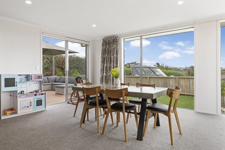 Photo of property in 12 Fleur Place, Te Puke, 3119