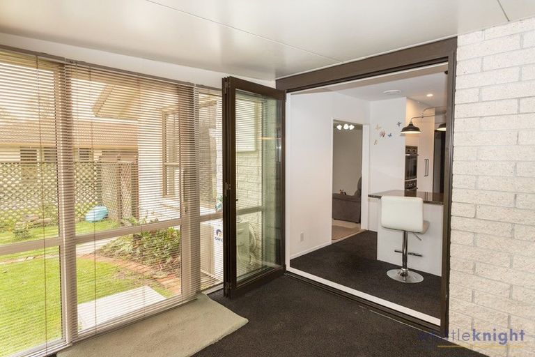 Photo of property in 12 Flaxwood Lane, Waltham, Christchurch, 8023