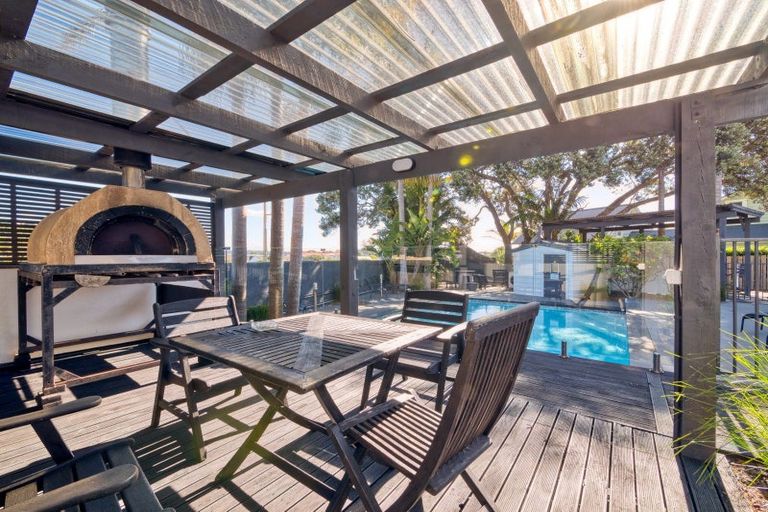 Photo of property in 2/7 Wellington Street, Russell, 0202