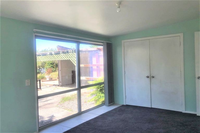 Photo of property in 12 Easton Street, Foxton, 4814